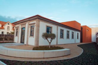 Esposende Arquivo Municipal garante financiamento europeu de 367 mil euros para digitalizacao de patrimonio documental