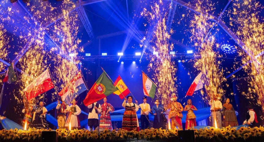 Esposende Festival Internacional de Folclore enche Zona Ribeirinha de musica cor e tradicao