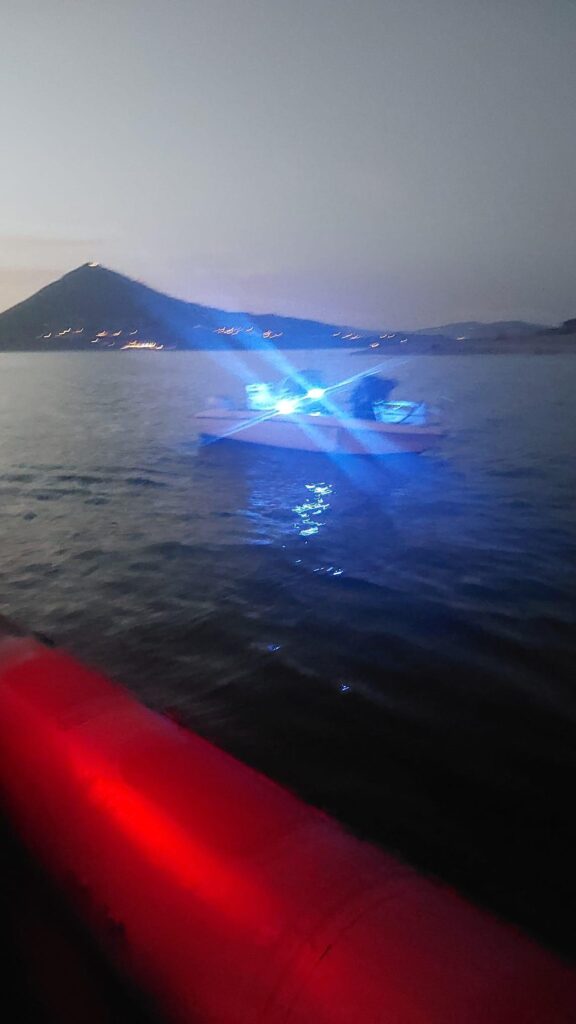 Estacao Salva vidas de Caminha auxilia homem ao largo da praia de Moledo 2