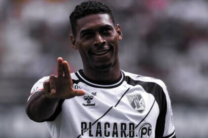 Futebol Vitoria SC vence Nacional por 1 0 e soma primeiro triunfo na I Liga