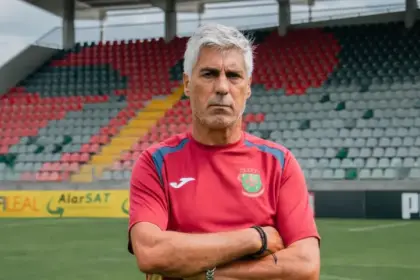 Futeebol Vitor Paneira assume comando tecnico do Pacos de Ferreira