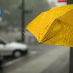 Minho sob aviso amarelo esta segunda feira devido a chuva forte trovoada e vento