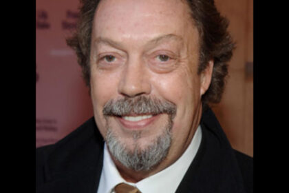 Morreu Tim Curry estrela de The Rocky Horror Picture Show e Sozinho em Casa 2 aos 80 anos