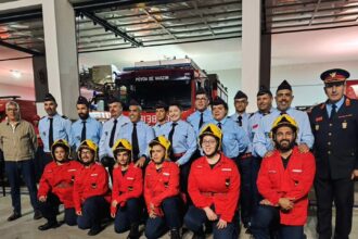 Povoa de Varzim Bombeiros Voluntarios integram seis novos efetivos e promovem doze operacionais