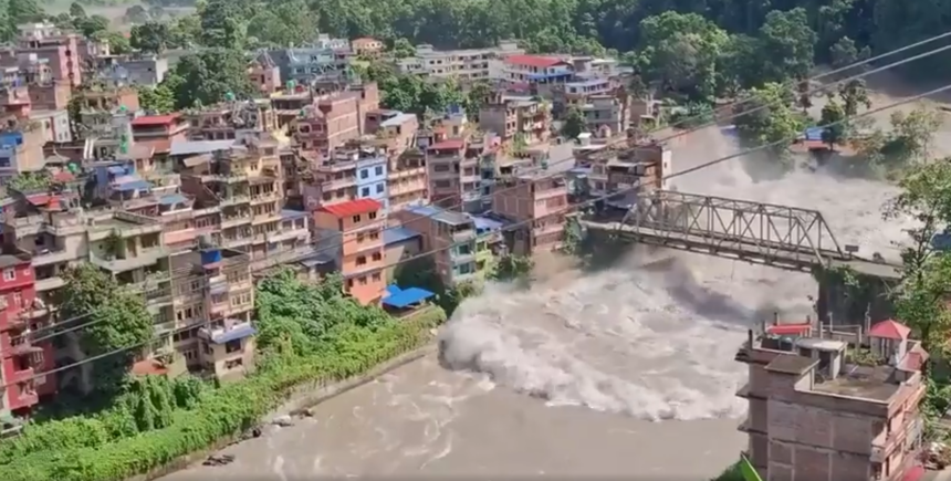 Tragédia no Nepal sobem para 289 mortos e 644 turistas desaparecidos Tragédia no Nepal sobem para 289 mortos e 644 turistas desaparecidos