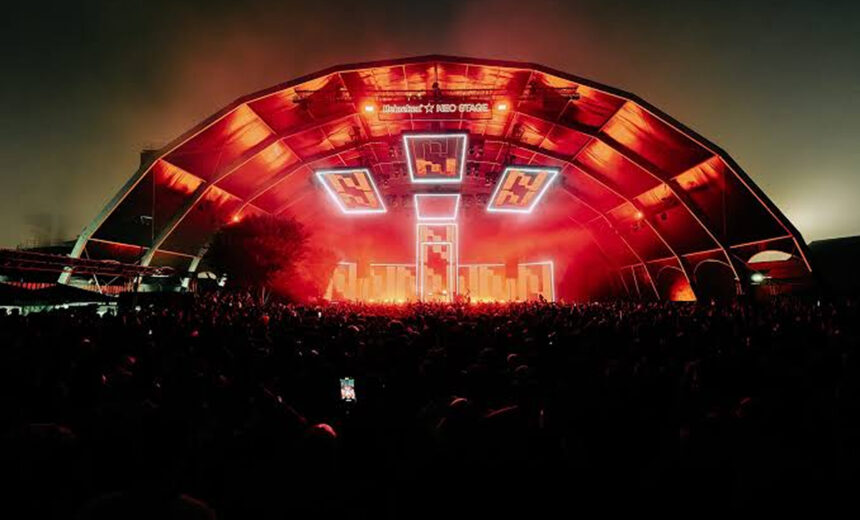 Viana Neopop celebra 20 anos de musica eletronica no Forte Santiago da Barra