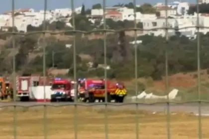 acidente portimao avioneta morto