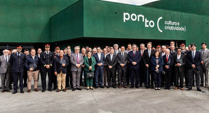 Timor-Leste apoia bombeiros portugueses com fundos para compra de veículos bombeiros