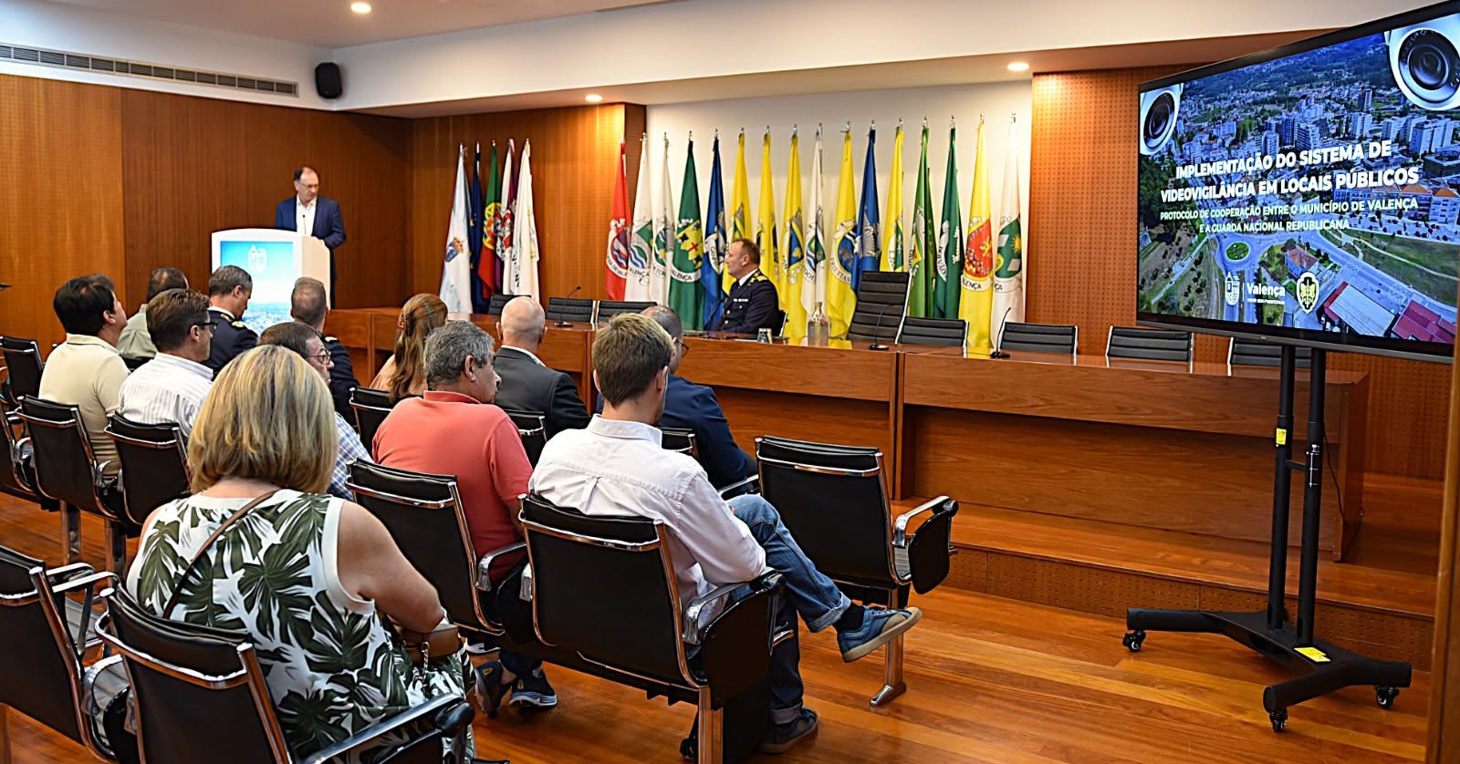 Valença: Centro urbano vai ter 15 câmaras de videovigilância operadas pela GNR 792120567 1009770015408309 7388912799243838045 n