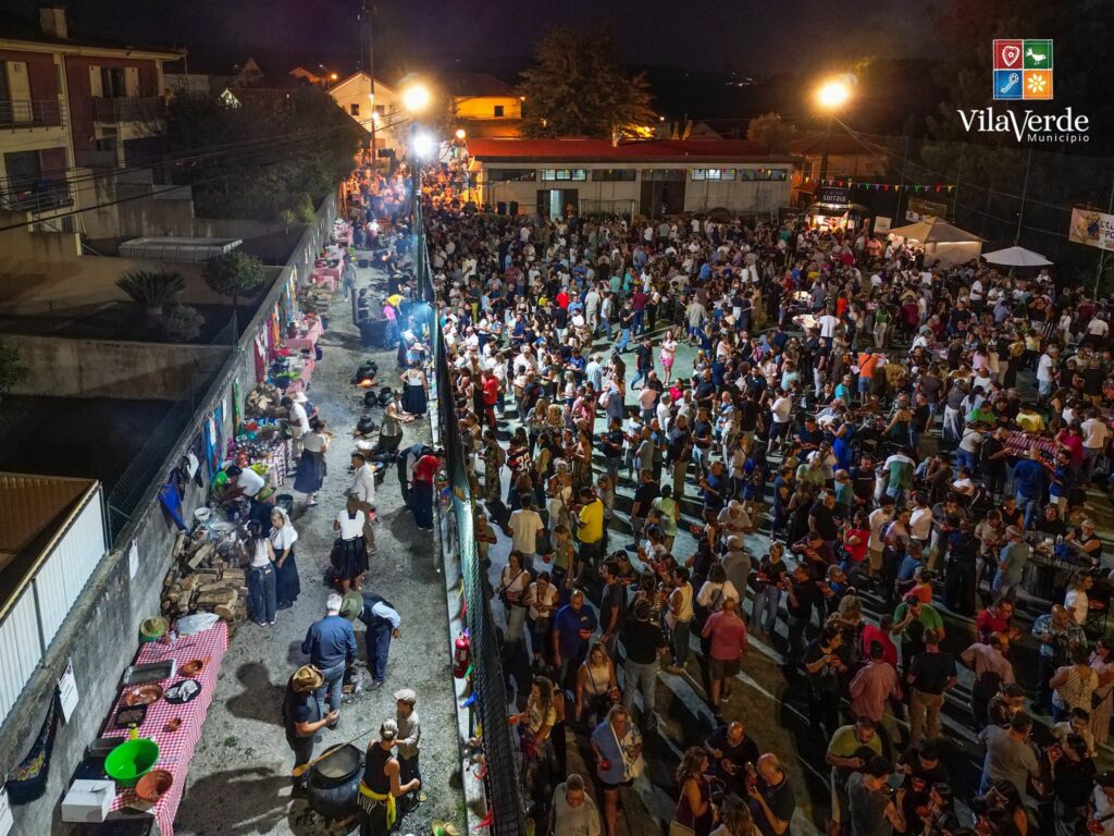 Vila Verde: Festa do Caldo do Pote atrai multidão a Sabariz na 'Rota das Colheitas 2026' 795679783 28350472807914874 3662877809722124554 n