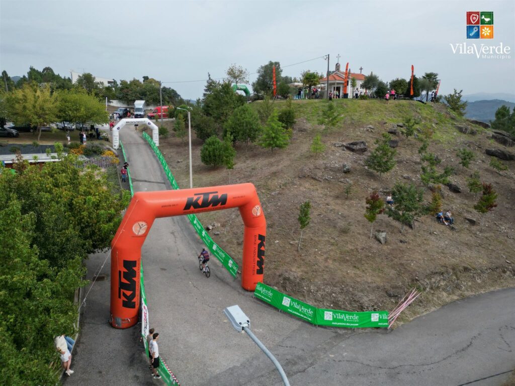 Vila Verde: Desporto e superação marcaram a 7.ª Subida ao Monte de Santa Engrácia na Rota das Colheitas 825279756 2002008723831338 7152653665739768797 n