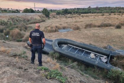 Alvor Policia Maritima apreende estrutura logistica suspeita de apoio ao narcotrafico