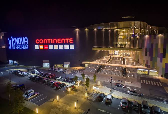 Braga Homem detido pela PSP apos furtar quase 800 euros em artigos no Centro Comercial Nova Arcada