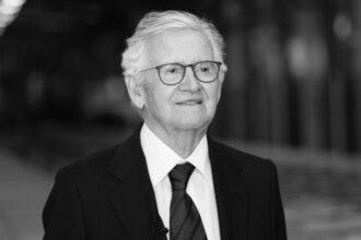 Braga Morreu o Comendador Avelino Goncalves do Carmo fundador e Chairman do Grupo Navarra e1790673043495