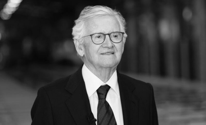 Braga Morreu o Comendador Avelino Goncalves do Carmo fundador e Chairman do Grupo Navarra e1790673043495