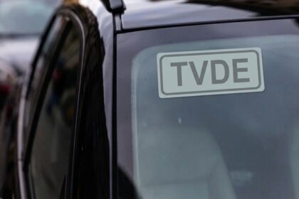 Cinco feridos apos travagem brusca de autocarro no Porto