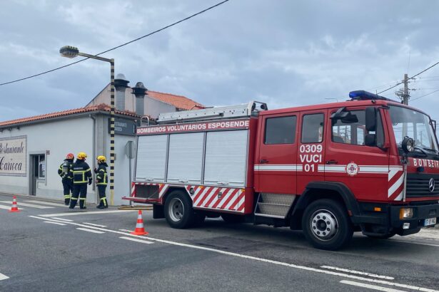 Esposende Incendio no Carioca mobiliza bombeiros e1790699525850