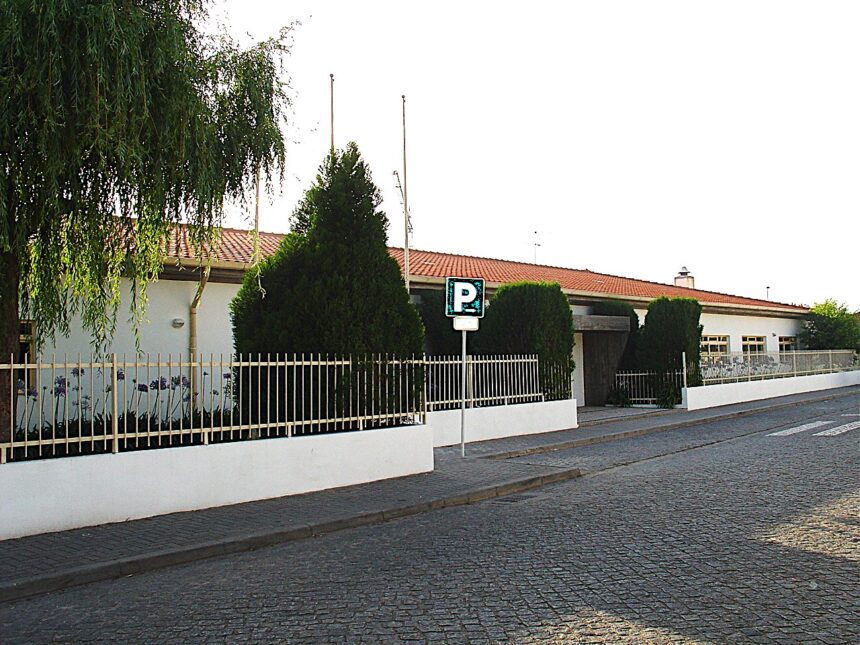 Esposende Municipio garante medicamentos gratuitos a criancas e jovens acolhidos na ASCRA