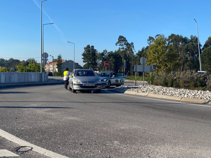 Esposende: Professora ferida em acidente a envolver trotinete e carro Esposende Professora ferida em acidente a envolver trotinete e carro faz um ferido