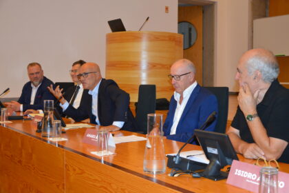 Esposende Sessao de esclarecimento debateu apoios do Norte 2030 a criacao de emprego e microempreendedorismo