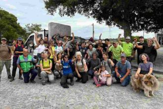 Esposende Voluntarios recolhem uma tonelada de lixo na Mata de Folhosas em Fao
