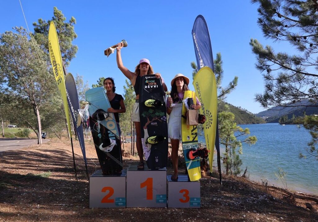 PODIO WAKEBOARD OPEN FEMININO