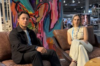 Viana Alumni da UNIPVC criam marca Mosquito e levam design nacional a Oslo Design Fair scaled e1789487062508