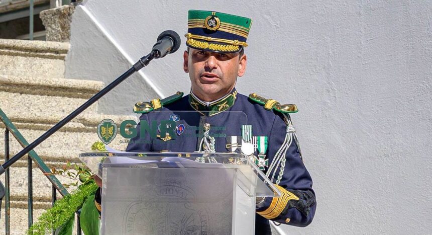 Viana: Coronel Vítor Salgueiro toma posse como comandante do Comando Territorial da GNR Viana Coronel Vitor Salgueiro toma posse como comandante do Comando Territorial da GNR