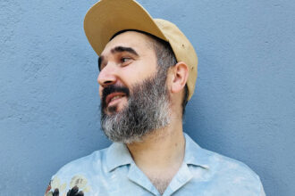 Amares Homem em Catarse apresenta se ao vivo no Auditorio Conde de Ferreira e1792061915466