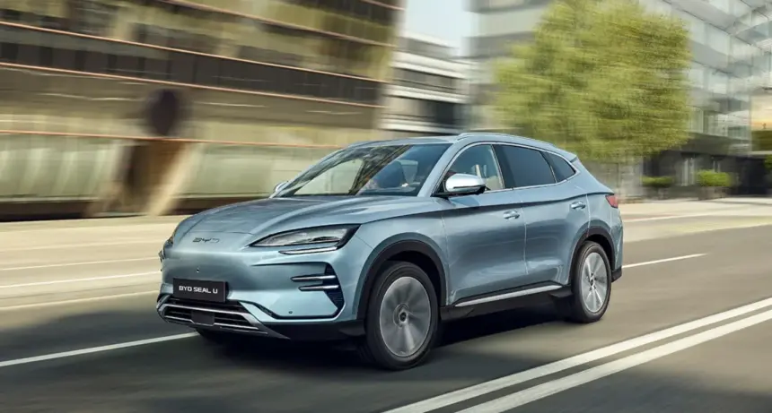 Auto: BYD atinge 1,02 milhões de trabalhadores e supera quatro gigantes mundiais juntas Auto BYD atinge 102 milhoes de trabalhadores e supera quatro gigantes mundiais juntas e1793372717806
