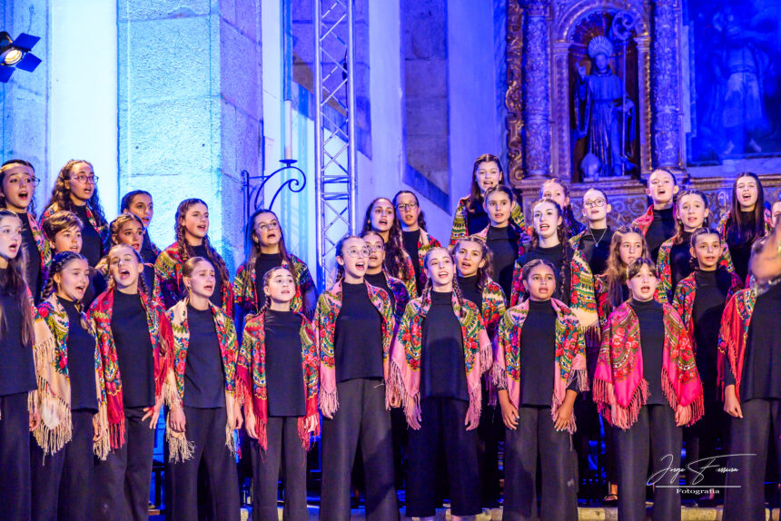 Esposende: Escola de Música celebrou 40 anos com concerto na Igreja de São Romão de Neiva Esposende Escola de Musica celebra 40 anos com concerto na Igreja de Sao Romao de Neiva