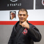 Esposende Lenda das artes marciais Ricardo Arona orienta seminario exclusivo no Templo Jiu Jitsu scaled e1791278222187