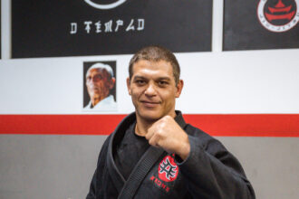 Esposende Lenda das artes marciais Ricardo Arona orienta seminario exclusivo no Templo Jiu Jitsu scaled e1791278222187