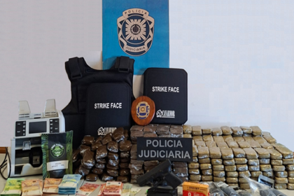 Famalicao Policia Judiciaria apreende 100 quilos de haxixe e detem suspeito