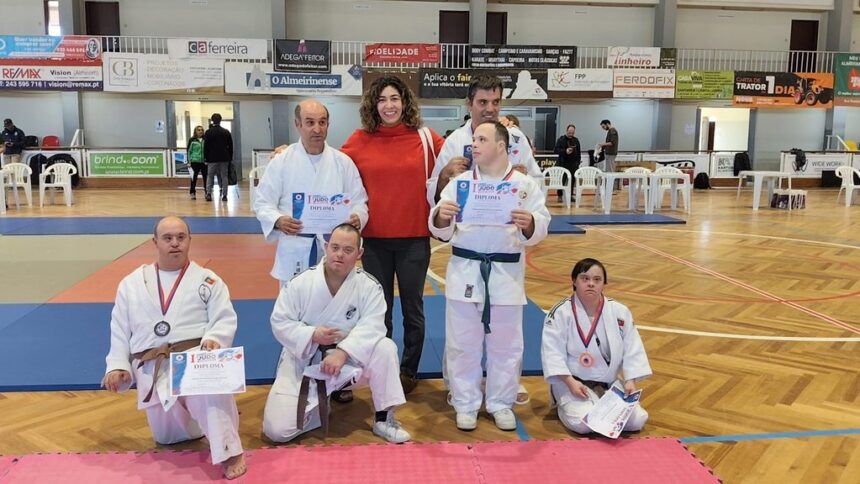 Judo Adaptado Atletas do VitoriaCercigui brilham com quatro ouros em Open Internacional