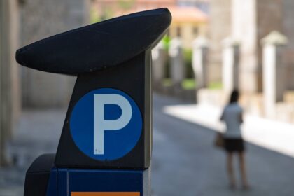 Mobilidade Novo sistema de estacionamento pago em 140 lugares entra em vigor a 26 de outubro