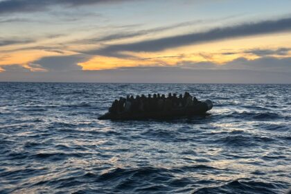 Policia Maritima resgata 35 migrantes a sul da ilha de Gavdos na Grecia