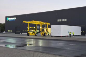Viana Nordic Epod exporta primeira unidade de modulos de energia para data centers
