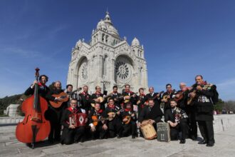 Viana Tuna de Veteranos representa Portugal em encontro internacional em Oviedo