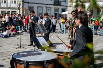 VianaMunicipio celebra Dia Internacional da Musica com concerto da ARTEAM na Praca da Republica