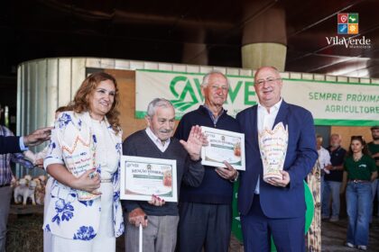 Vila Verde Milhares de pessoas e 36 grupos de concertinas fecham a maior edicao de sempre da Festa das Colheitas
